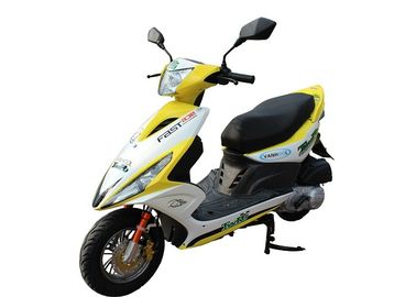 Cina Disc / Drum Brake Gas Moped Scooter Yellow / White Plastic Body High Max Speed pemasok